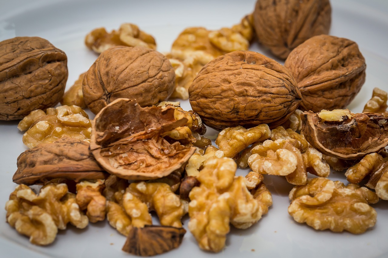 Walnuts contain fatty acids that have anti-inflammatory properties that is great for your heart's health.