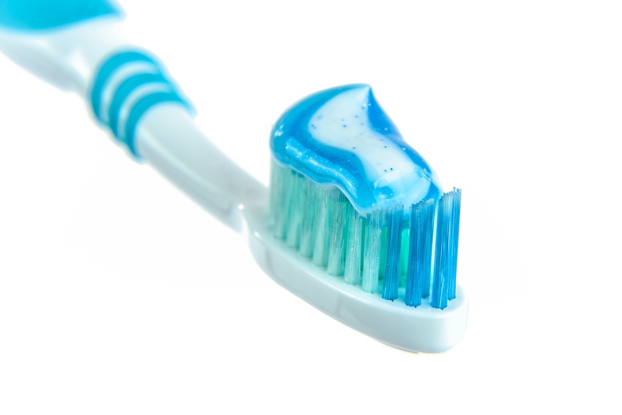 Use the right toothpaste to protect your teeth.