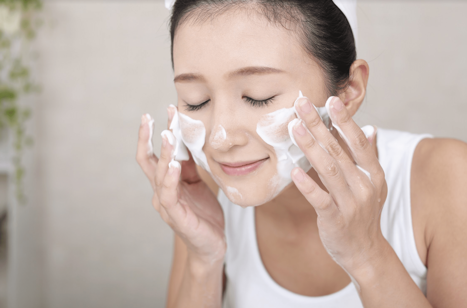 Bring along a skincare pack to look after your skin.