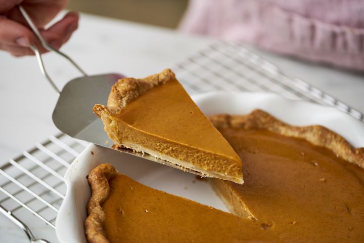 Pumpkin pies may be a healthier alternative to other desserts.